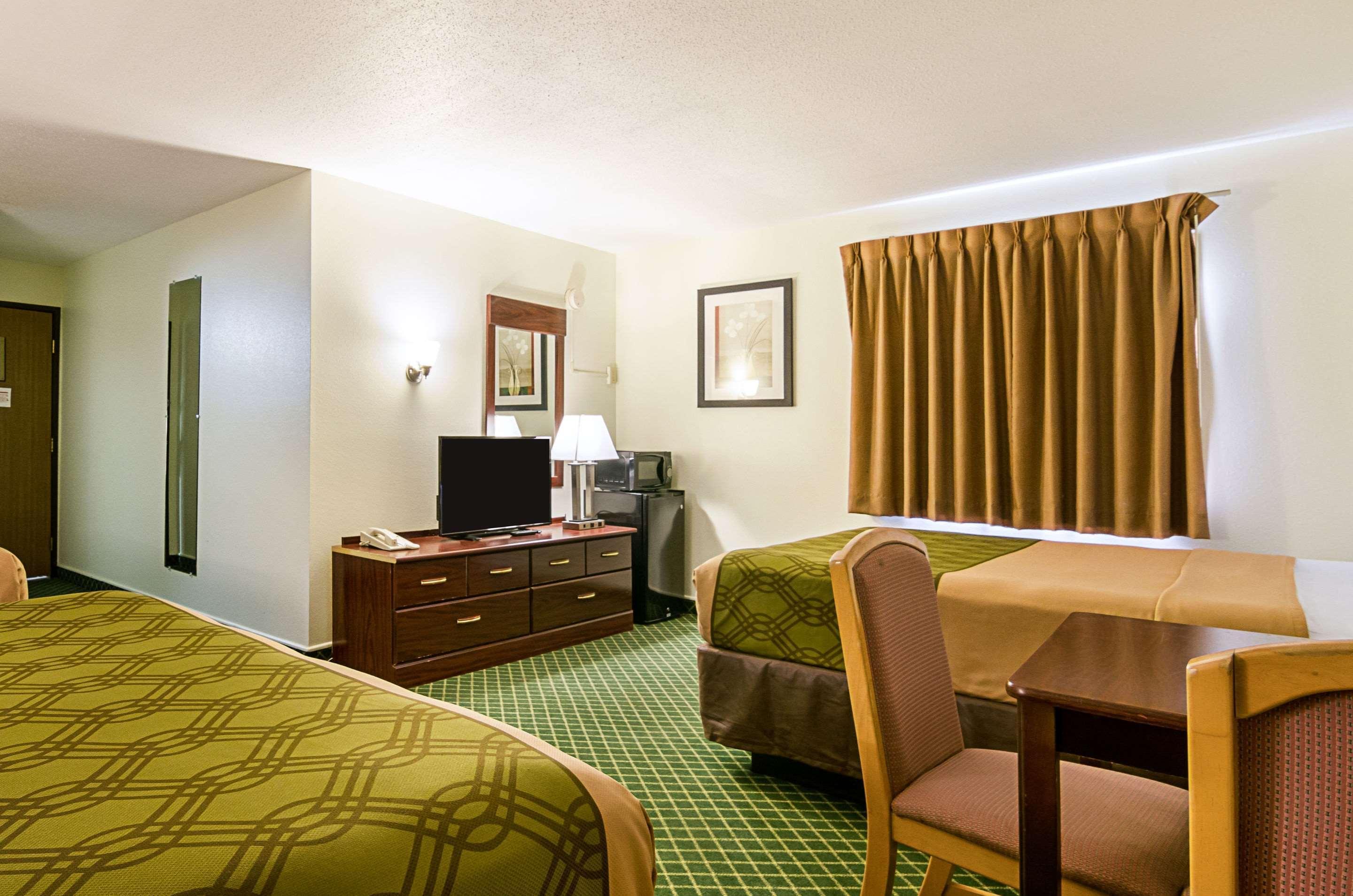 Econo I-70 Lodge *
