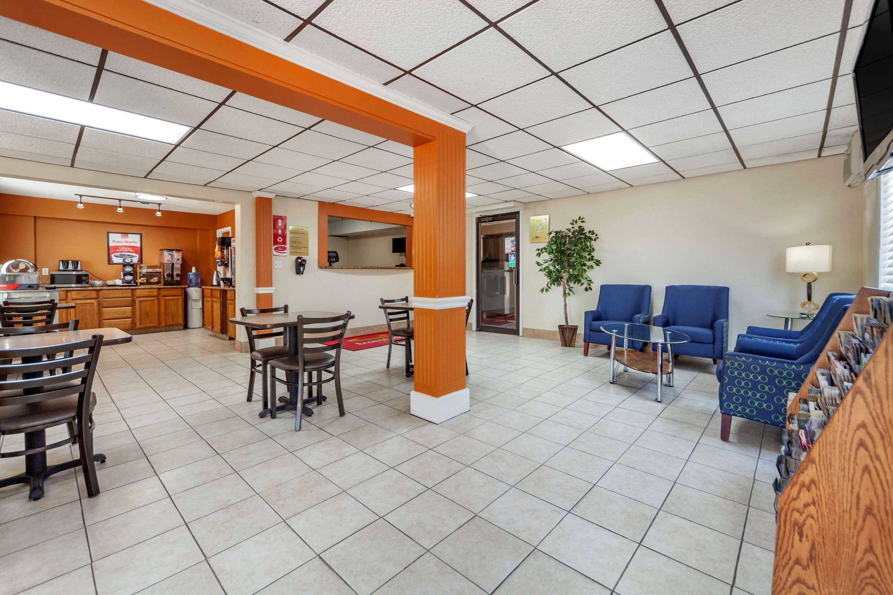 Econo I-70 Lodge *