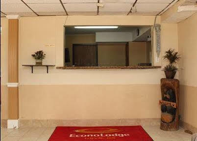 Econo I-70 Lodge Hays